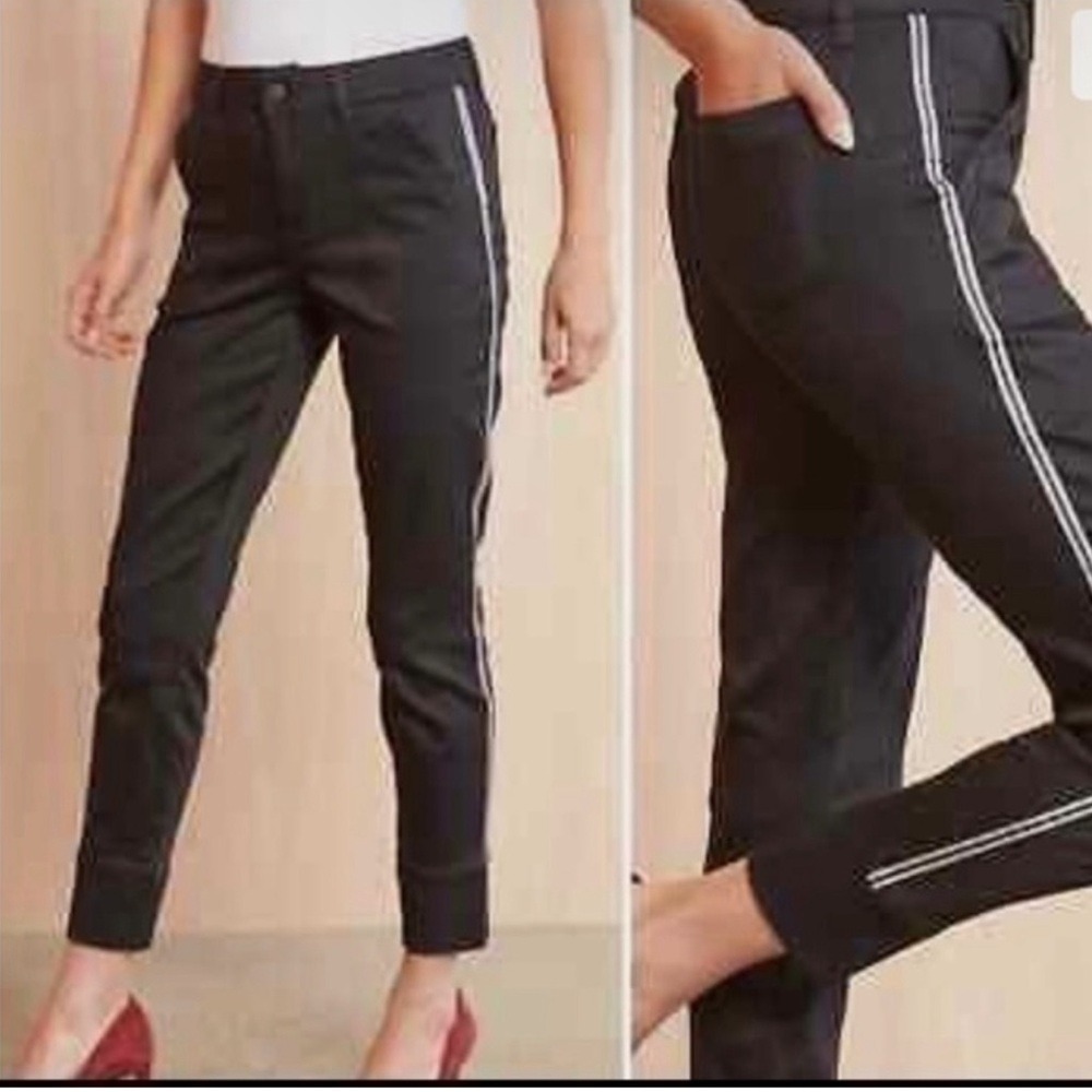 Level 99 women jogger size 28
